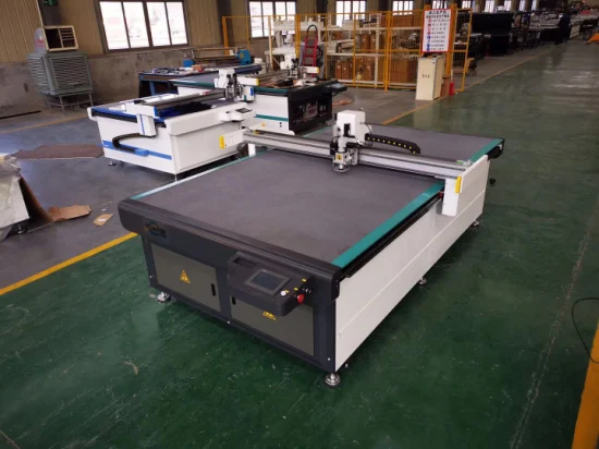 Taglierina automatica per tappetini e tende per tappetini per auto CNC, macchina da taglio digitale a base piatta CNC